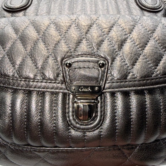 Coach Poppy Quilted Metallic Leather Tote Bag Silver Shoulder Handbag - Picture 3 of 10